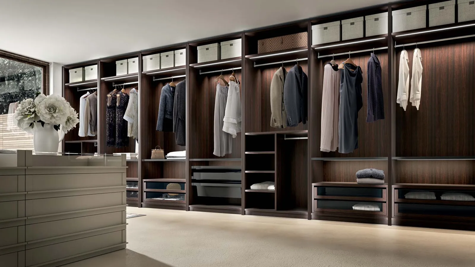 Cabina Armadio Wall Domino 58 in rovere e laccato di Veneran