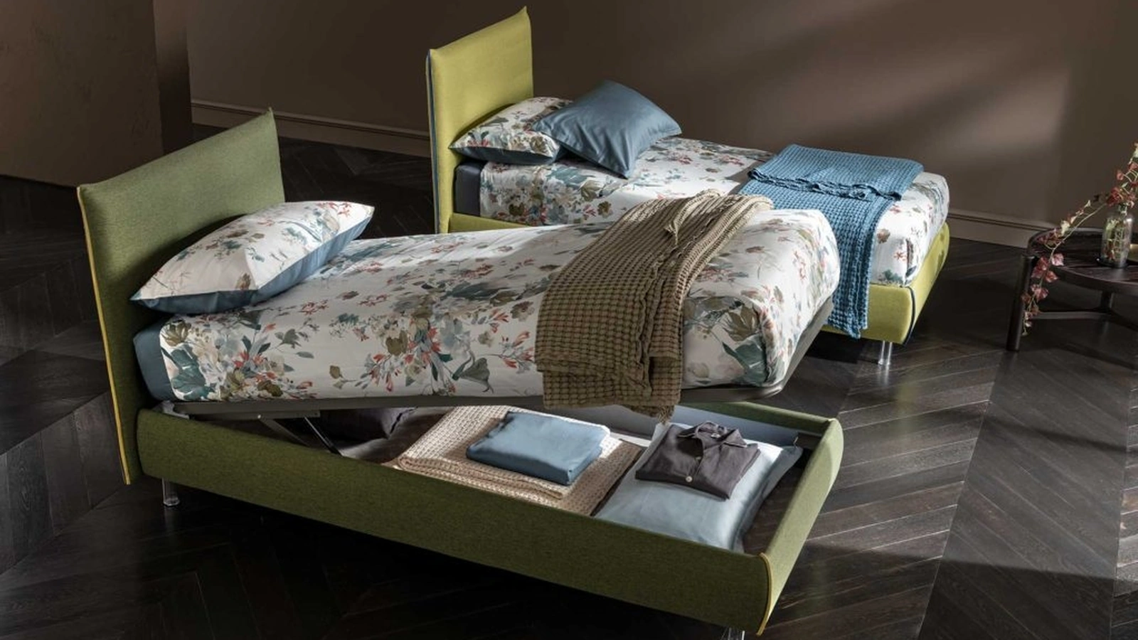 Letto singolo in tessuto con box contenitore Soul Young Panarea di Altrenotti