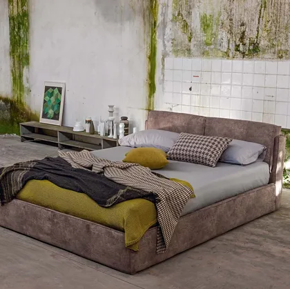 Letto imbottito Icaro di Veneran