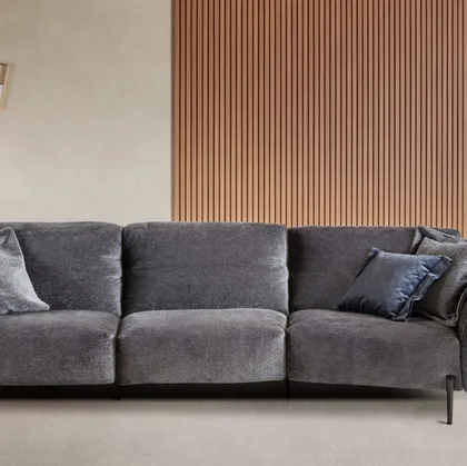 Divano lineare Ocean di Franco Ferri