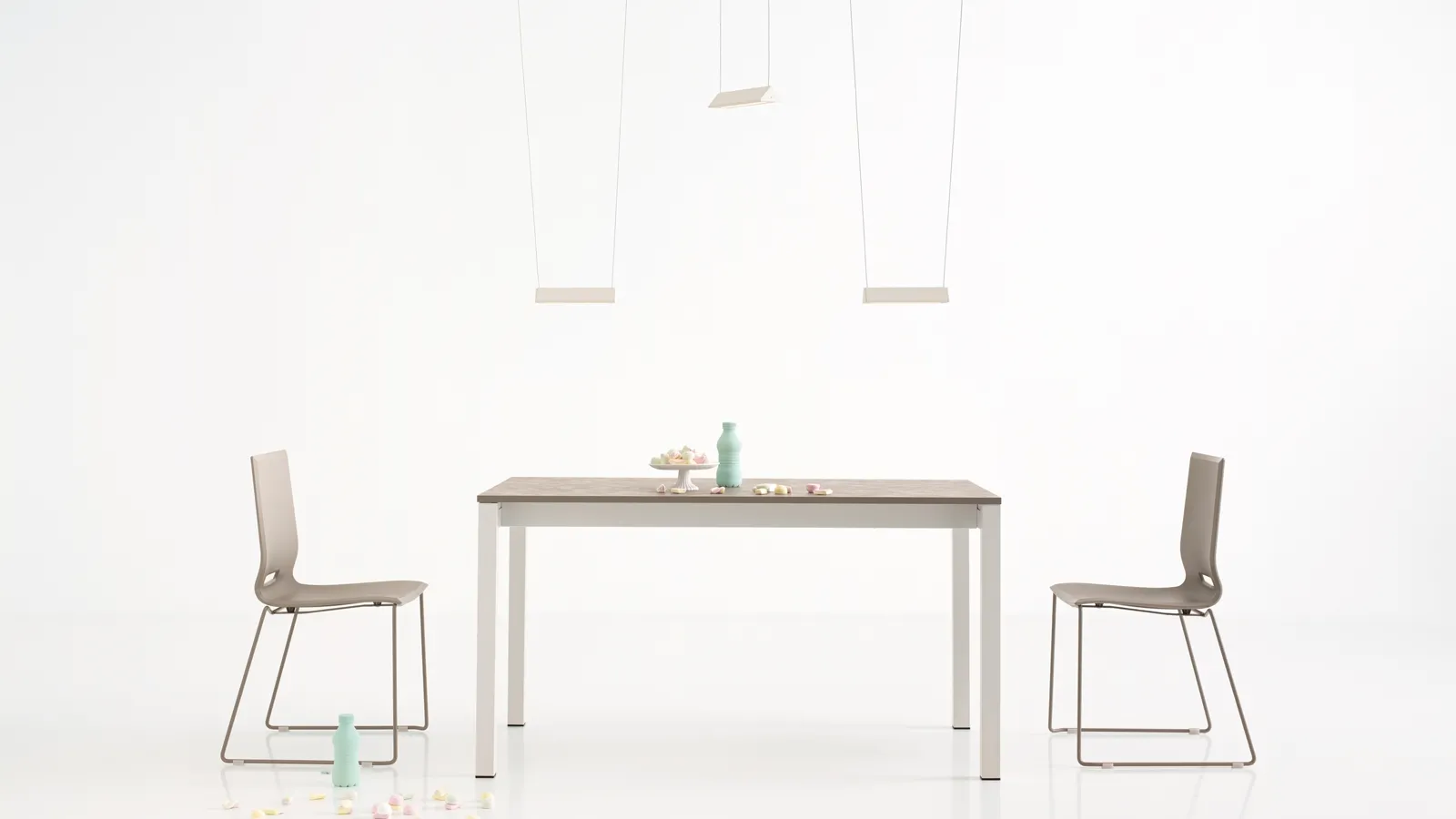 Tavolo allungabile Jolly in laminato e metallo di Pointhouse