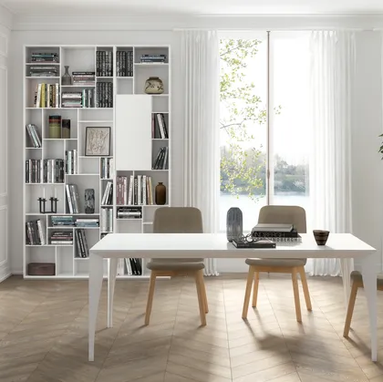 Tavolo Marilyn in laminato bianco con base in metallo laccato di Pointhouse