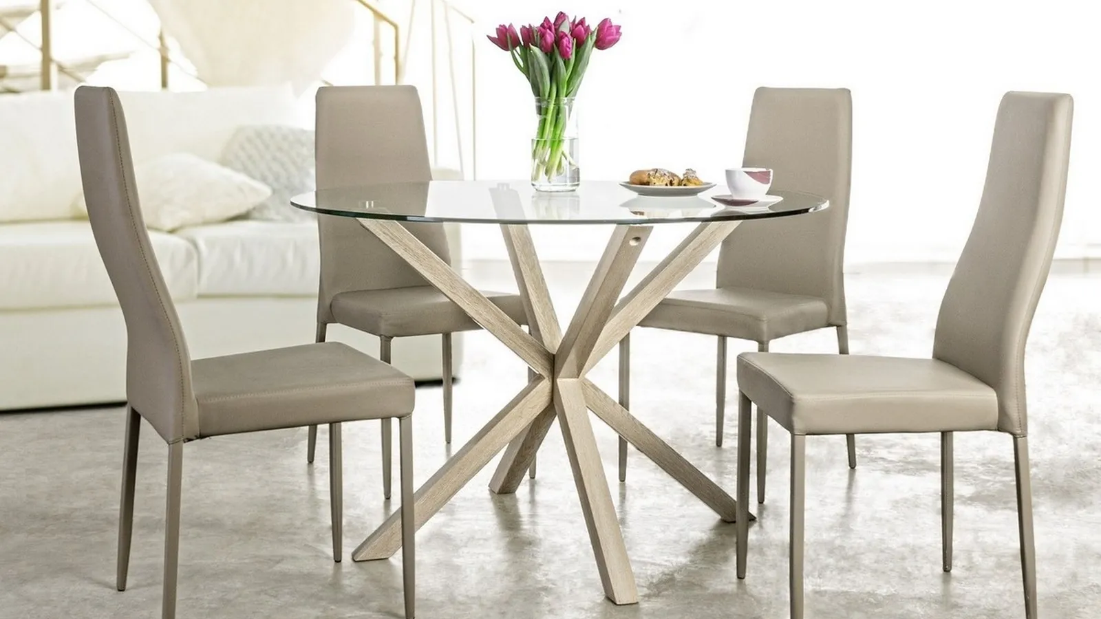 Tavolo rotondo in vetro e acciaio finitura legno May di Bizzotto