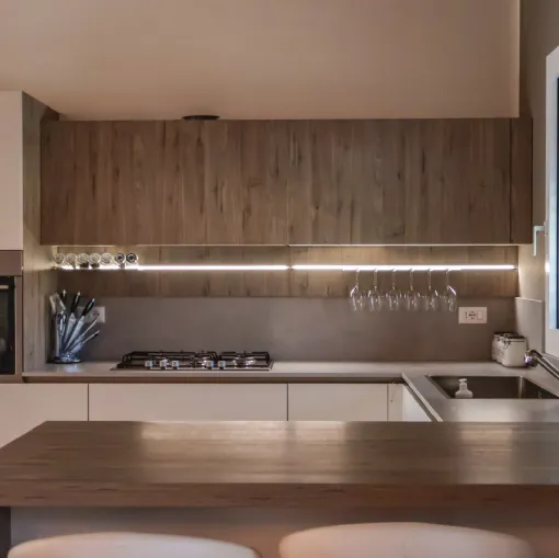 Cucina Start J Veneta color graffiato, gesso e legno a Messina