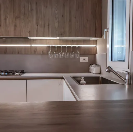 Cucina Start J Veneta color graffiato, gesso e legno a Messina