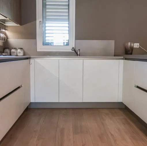 Cucina Start J Veneta color graffiato, gesso e legno a Messina