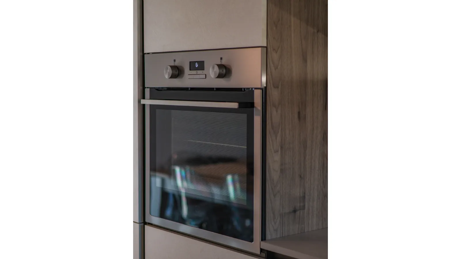 Cucina Veneta Cucine Start J: finiture Graffiato Gesso e Noce Rustik a Messina