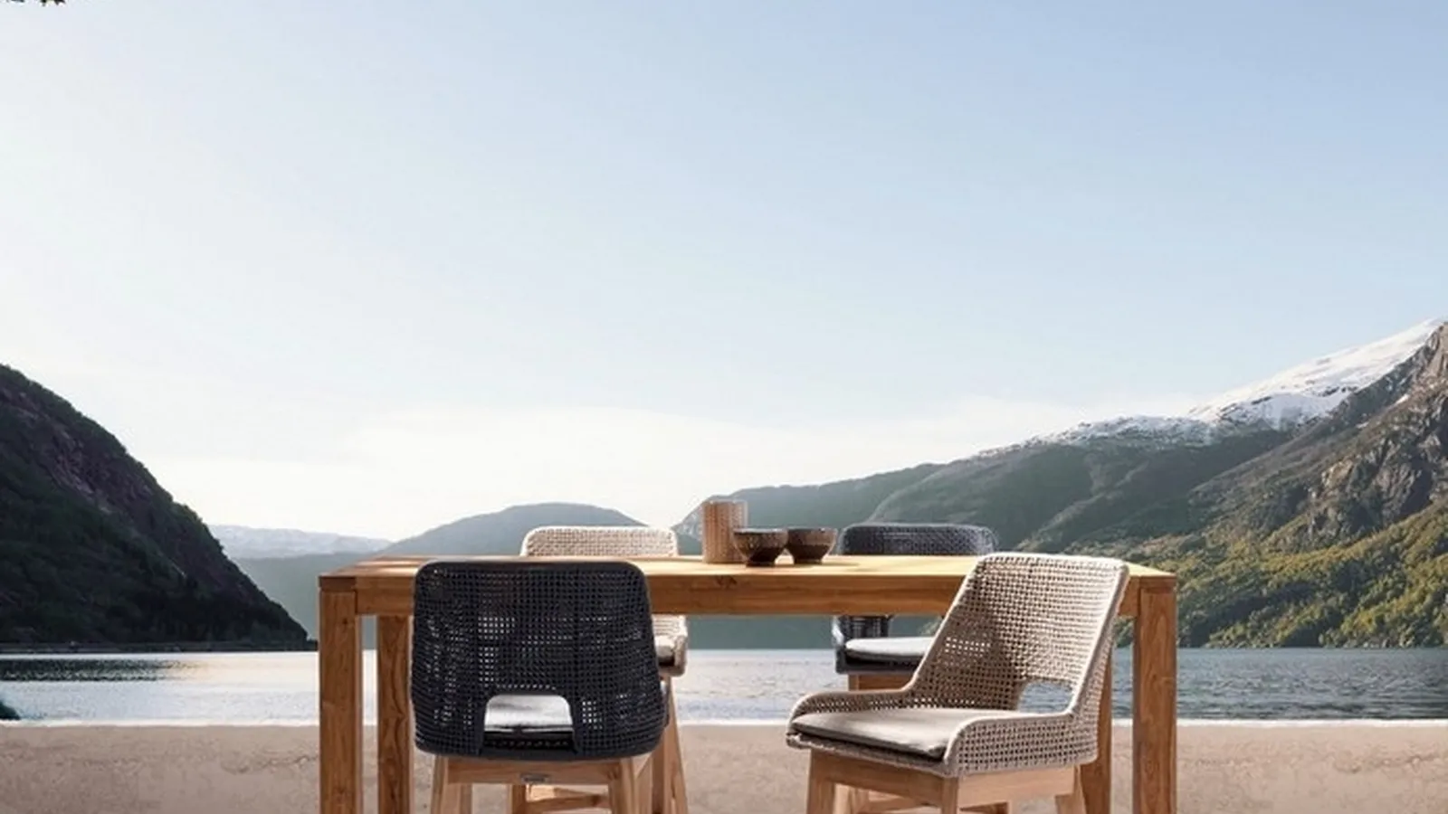 Tavolo Maricruz in teak riciclato di Bizzotto