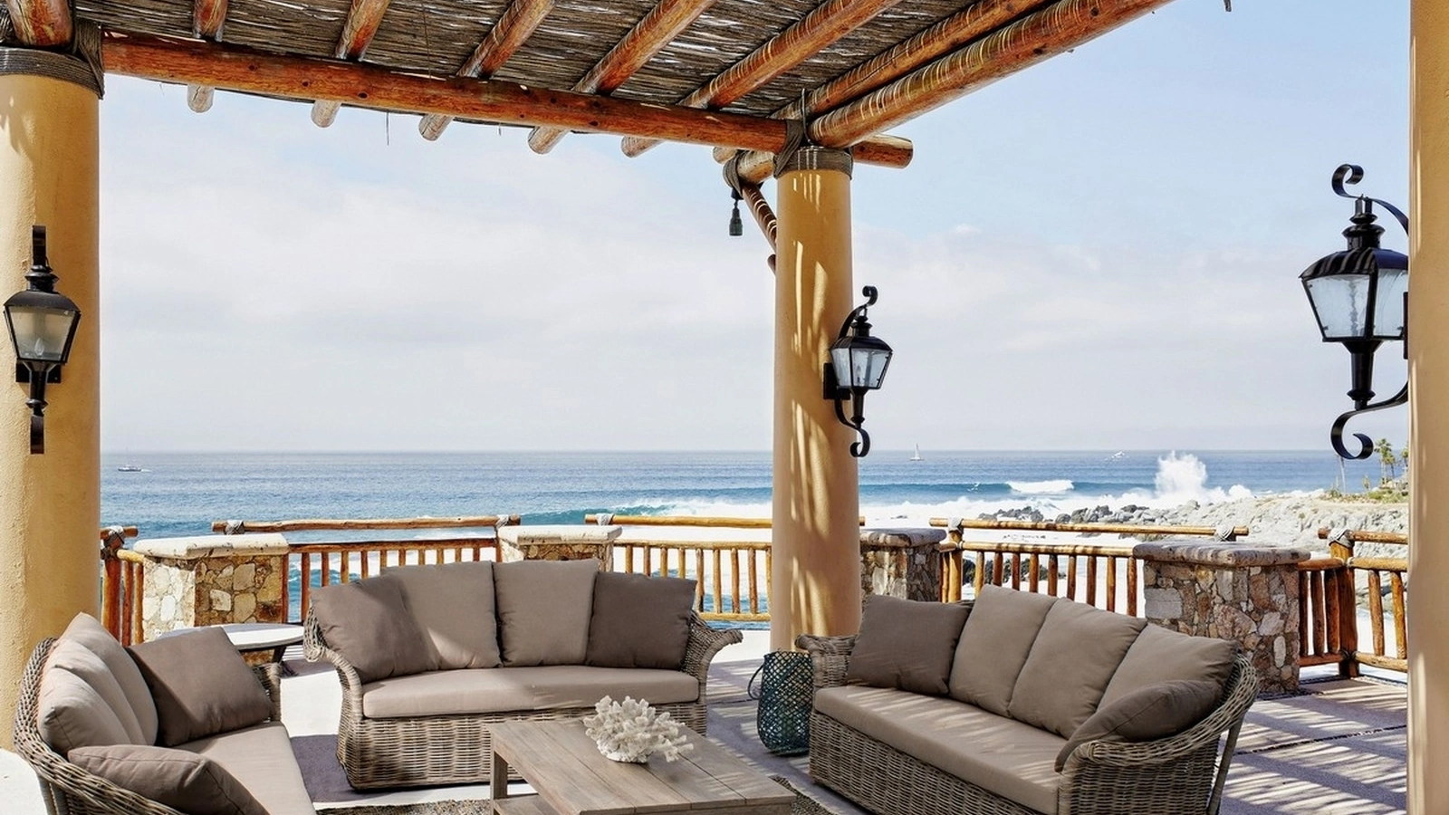 Tavolino in legno Brasilia di Bizzotto