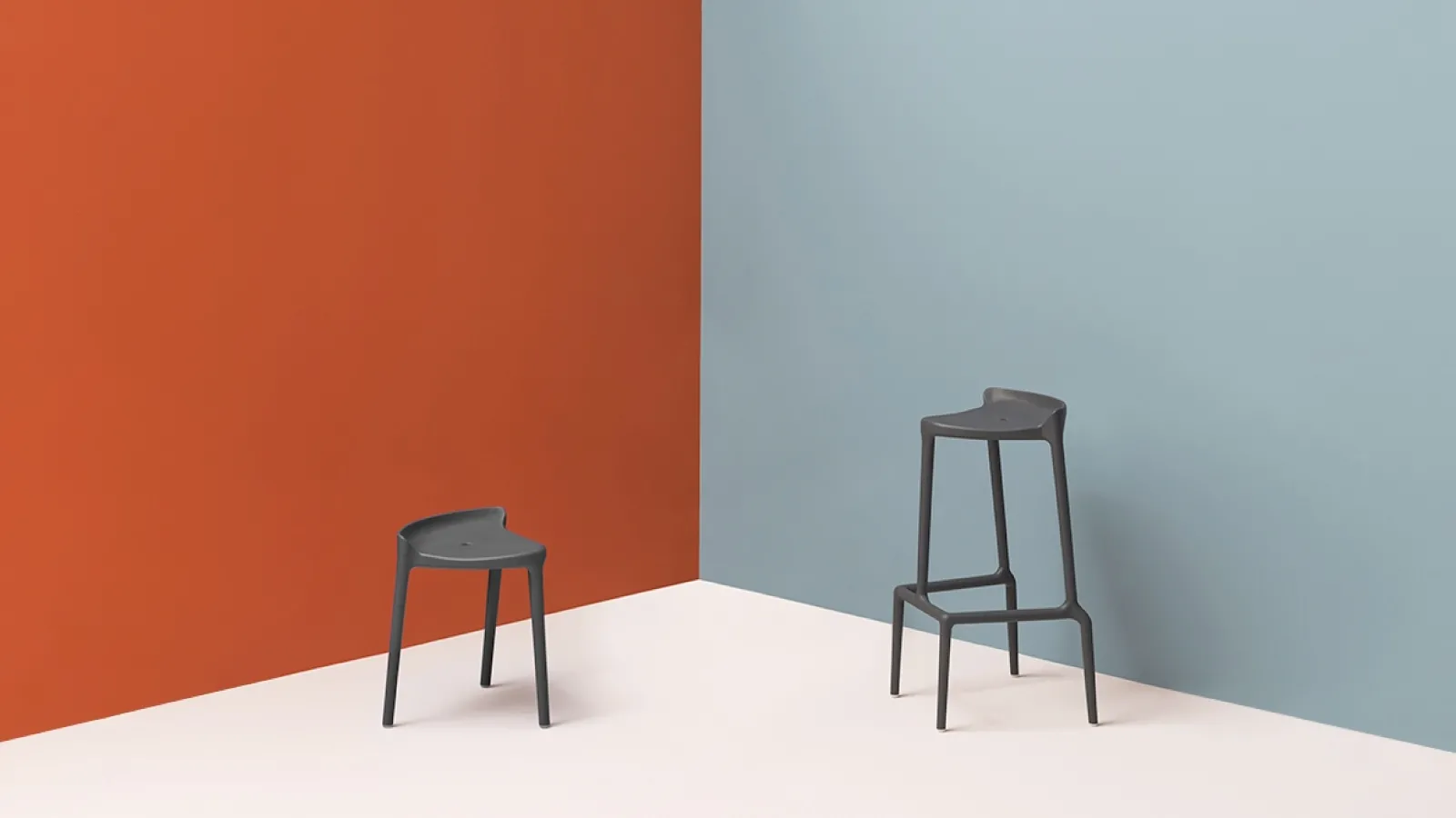 Sgabello per esterno Happy di Pedrali