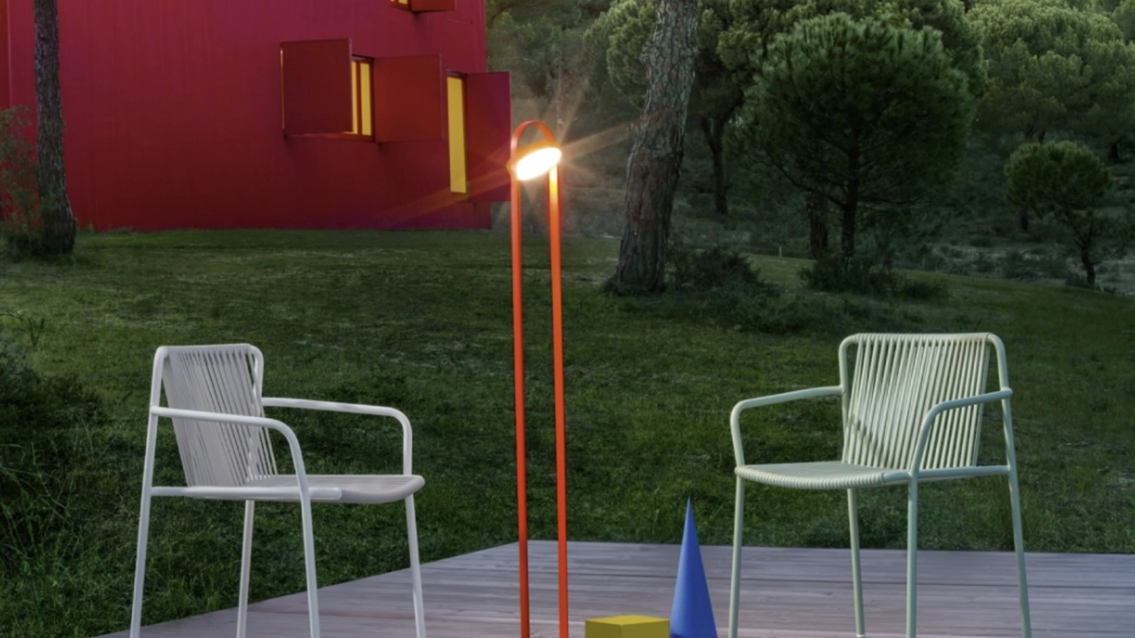 Sedia Tribeca in nylon e pvc di Pedrali
