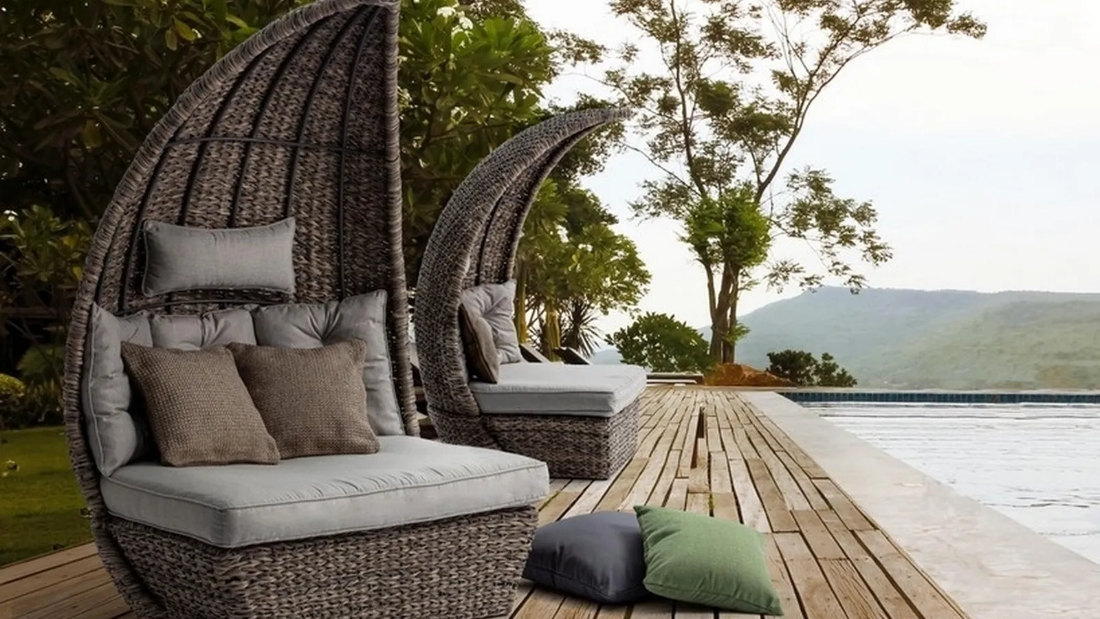 Poltrona in alluminio e fibra sintetica con cuscini imbottiti Samui di Bizzotto