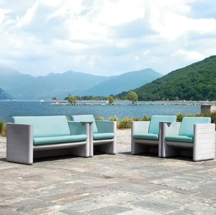 Poltroncine e divano modulari in plastica Outdoor Sunset di Pedrali