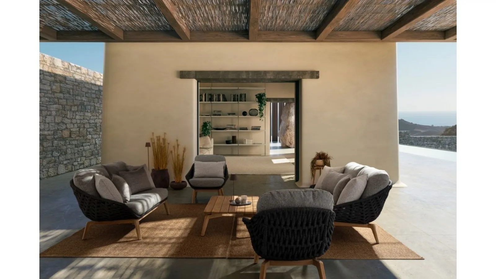 Arredo da esterno Tamires in tessuto imbottito e teak di Bizzotto