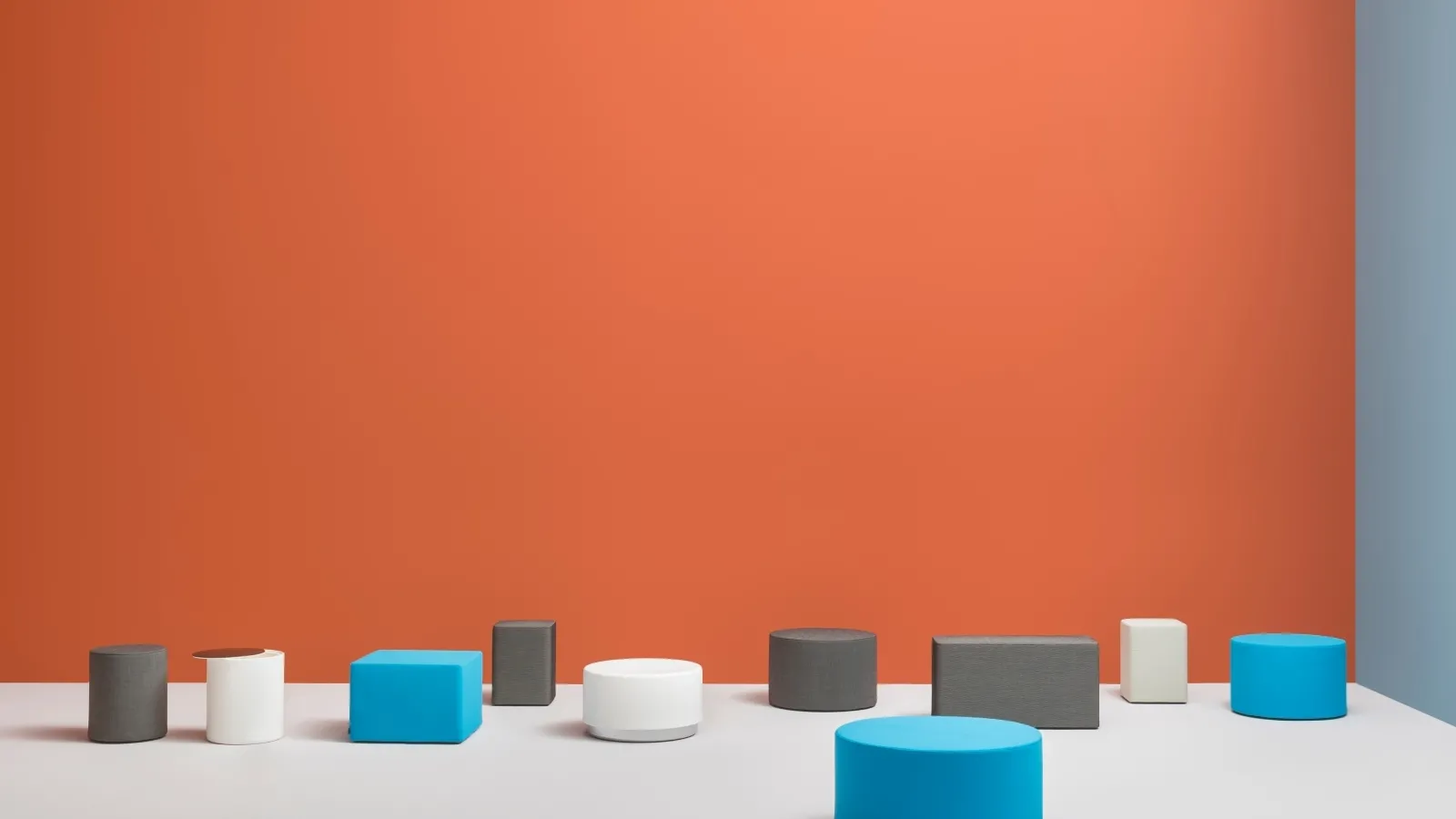 Pouf in varie forme geometriche Wow di Pedrali